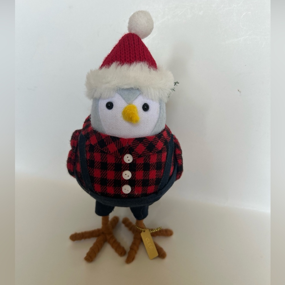Target Spritz CLEF Bird Winter Wonderland Santa Hat Wondershop 2021